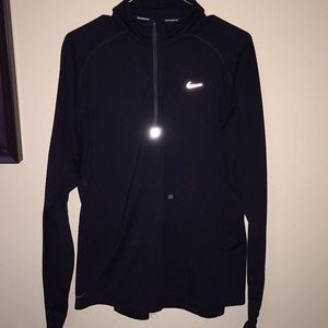 Nike Dri-Fit Size XL Long Sleeve Tee